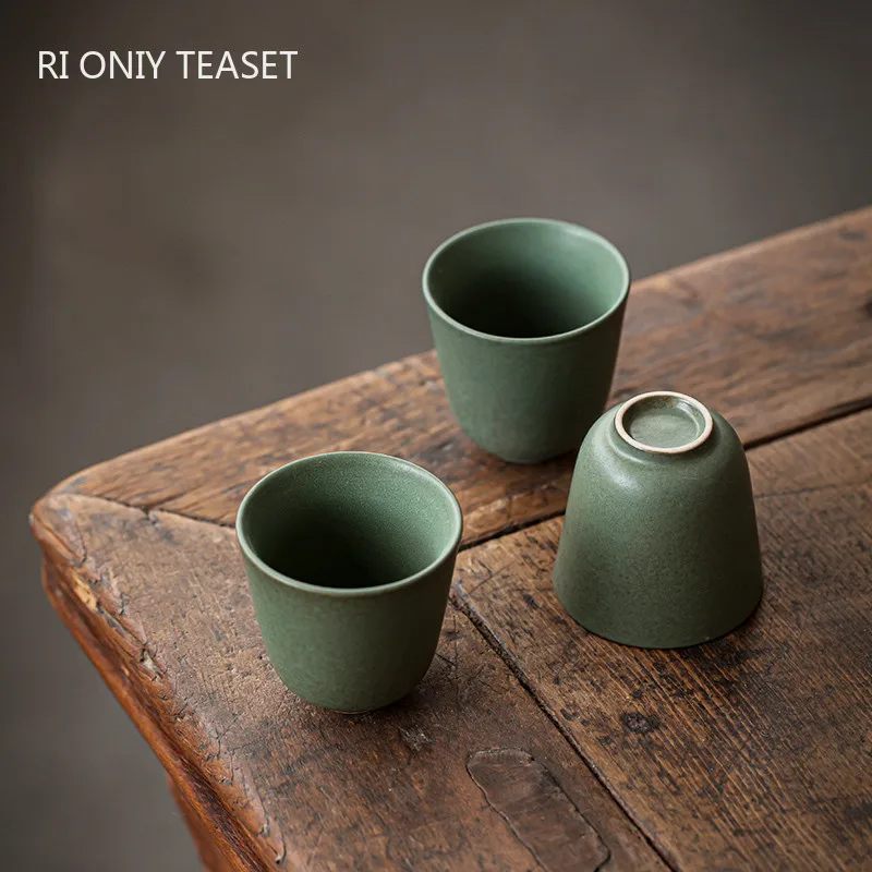 Japanese Pottery - 1 Pc 日本のグリーンセラミックティーカップ旅行瞑想カップ手作り陶器茶碗マスターティーカップ家庭用ティーセット 50 ミリリットル